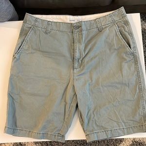 Old Navy Lived in Straight Short